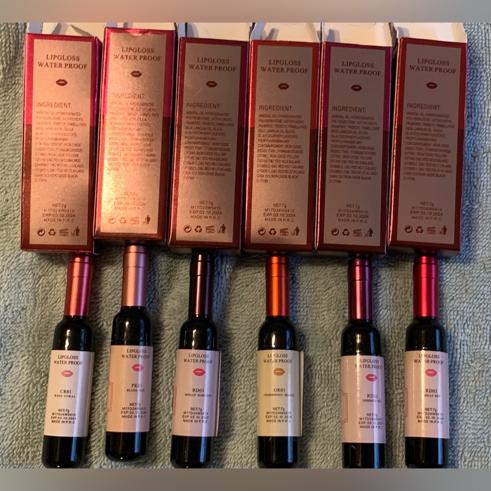 NWT Al’iver waterproof lip gloss six- New!!!